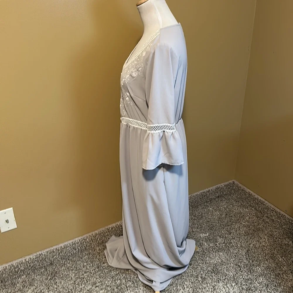 Piper & Scoot Embroidered Maxi Dress 🤍 - Picture 3 of 6